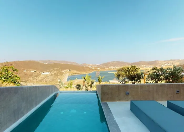 Otel Panormos Bay Luxury