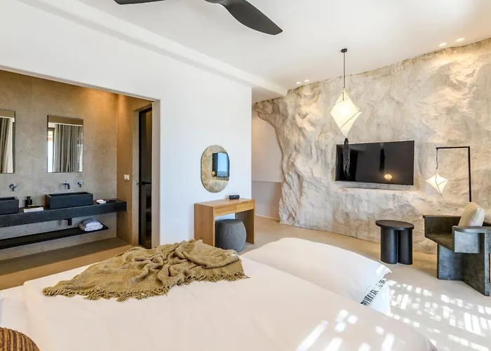 Panormos Bay Luxury Otel 5*