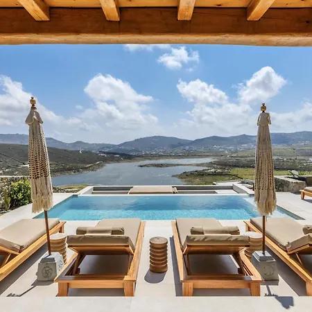 The Mykonist Panormos Exclusive & Hotel Panormos (Mykonos)