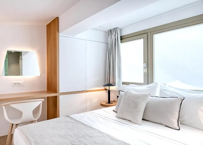 فندق Panormos Bay Luxury 5*